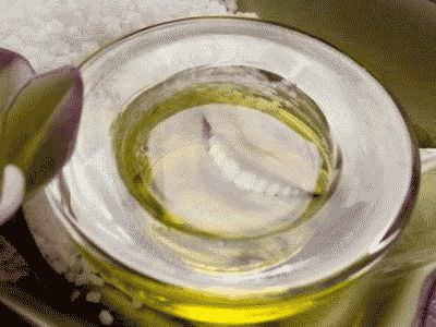 Будем полоскать зубы лимоном