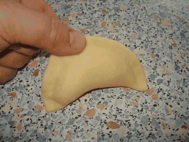 Как лепить вареники