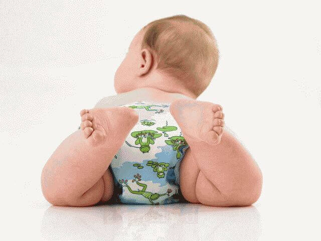 Новорожденный не может сходить по большому: что делать?