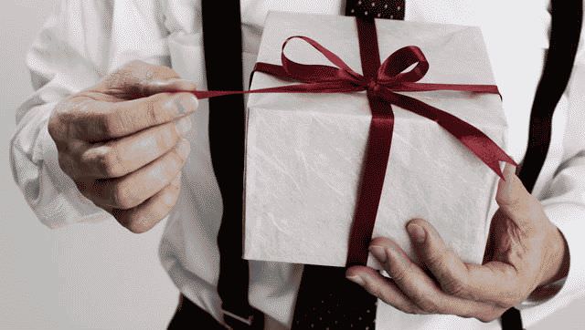 Что подарить другу на День Рождения: оригинальный подарок